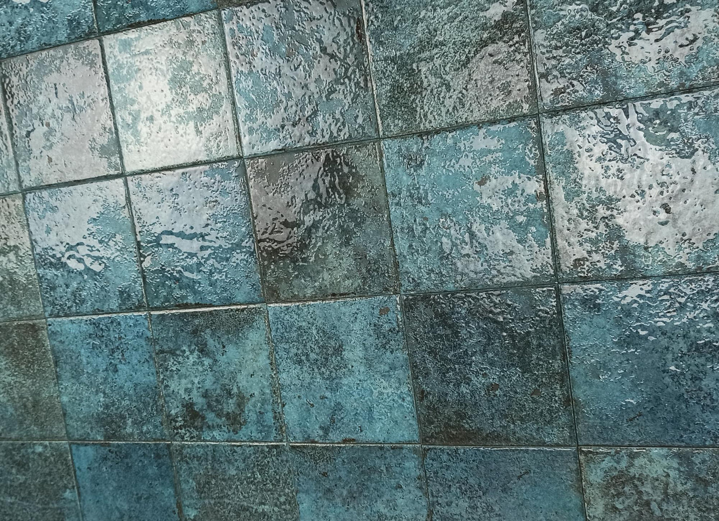Tahiti Turquoise Glossy 14.7x14.7 cm / 5.8"x5.8"